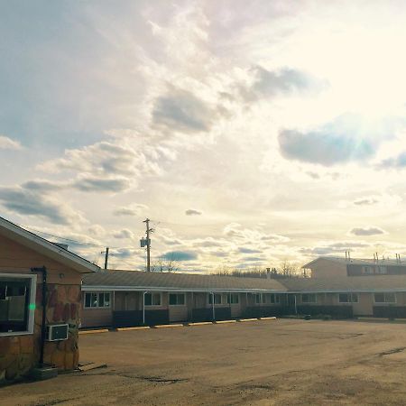 Hillcrest Motel Manning Dış mekan fotoğraf